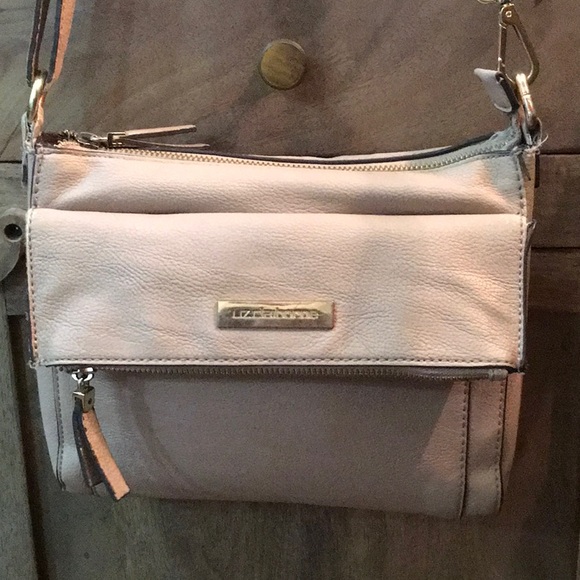 Liz Claiborne Handbags - 🌸Liz Claiborne Bag🌸
